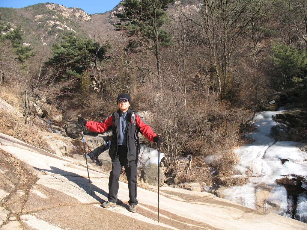 마당바위 이미지