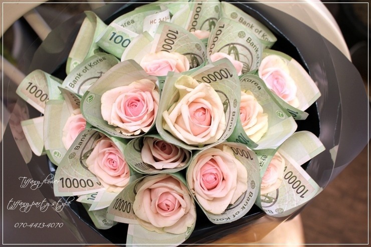 돈다발 이미지