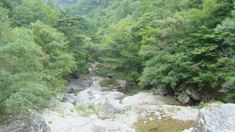 달기폭포 이미지