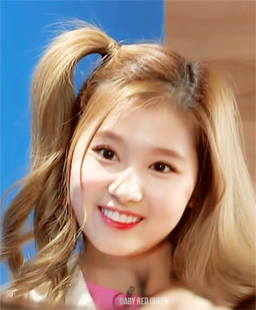 눈이 똘망똘망한 트와이스 사나.gif | 인스티즈