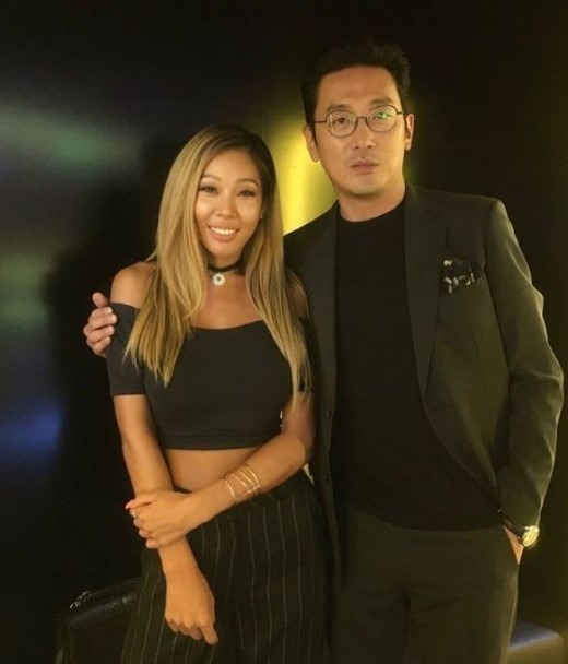 제시도 좋아하는 남자 앞에선 걸크러쉬 따위 없음 .JPG | 인스티즈