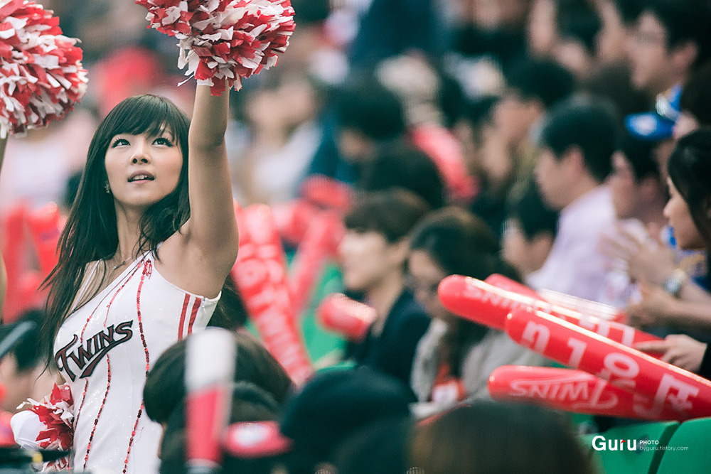 강윤이 치어리더 겨드랑이.JPG | 인스티즈