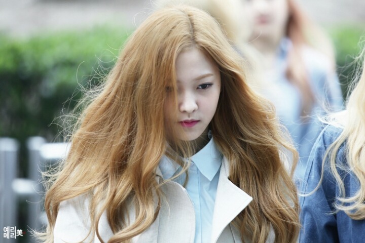 웃는게 귀여운 레드벨벳 막내 예리 | 인스티즈