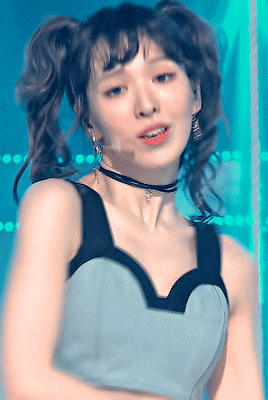 레드벨벳 컨셉과 많이 겹친다는 아이오아이 | 인스티즈