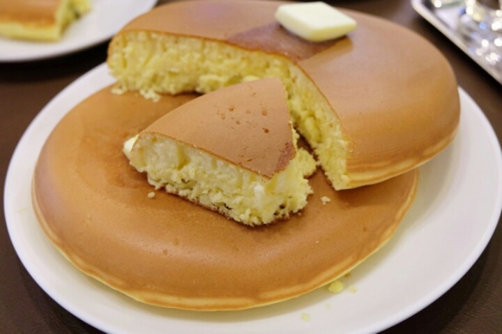 구겨서 한입에 꾸역꾸역 집어넣고 싶은 팬케이크.jpg | 인스티즈