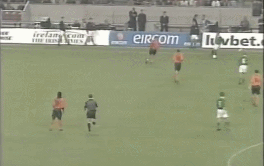 2002월드컵 예선 네덜란드 vs 아일랜드-1차전.gif | 인스티즈