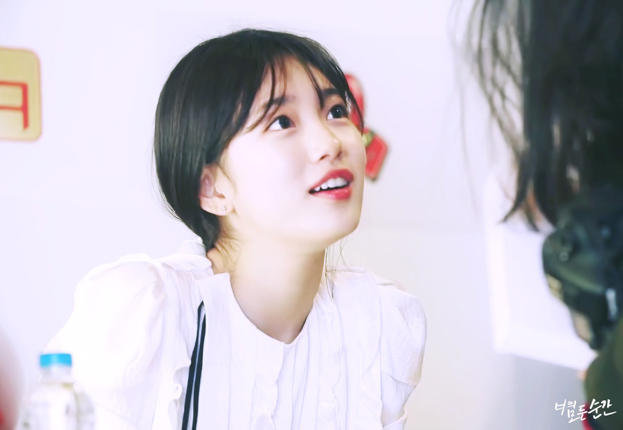 수지 팬싸인회 아이컨택 | 인스티즈