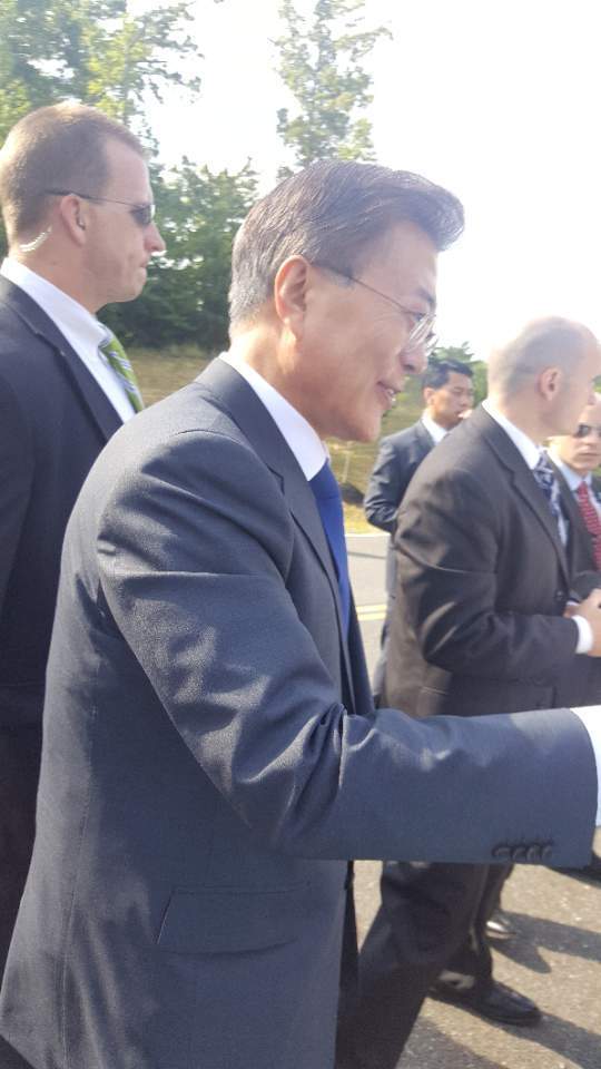 문재인 대통령 현지 직찍 | 인스티즈