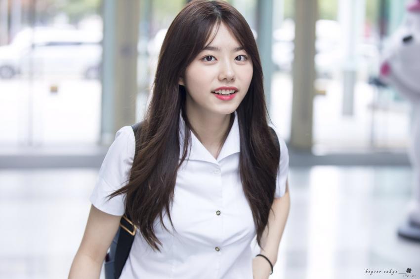 교복입은 소혜 | 인스티즈
