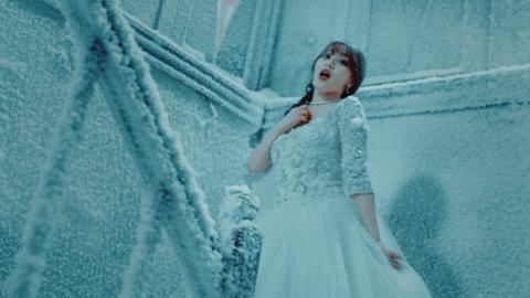 TT 뮤비에서 이쁘게 나온 엘사지효ㄷㄷㄷ.gif | 인스티즈