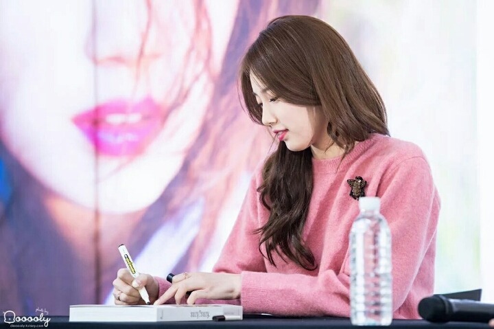 오늘자 수지 | 인스티즈