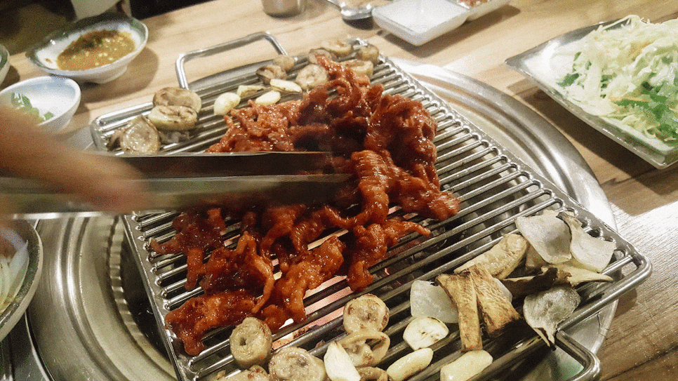 야식하면 닭발이지! 무뼈닭발 움짤.gif | 인스티즈