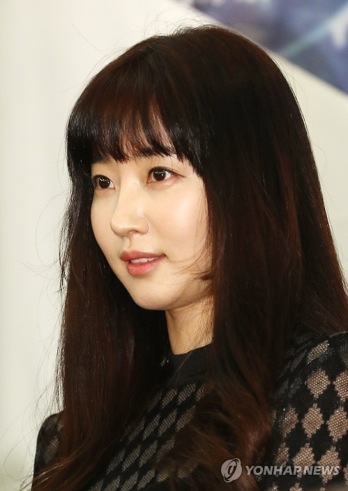 오늘자 김사랑 ㄷㄷ.jpg | 인스티즈