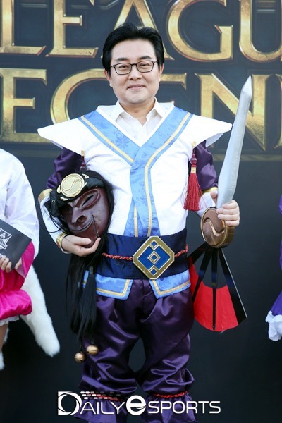 신임 청와대 정무수석의 정체.jpg | 인스티즈