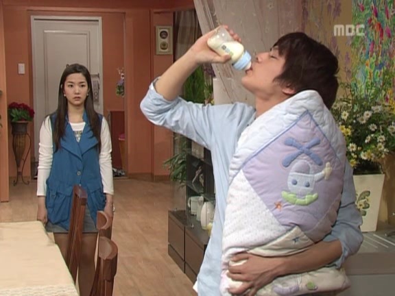 [거침없이하이킥] 집에서 탈출한 준이 ㅋㅋㅋㅋㅋ.jpg | 인스티즈