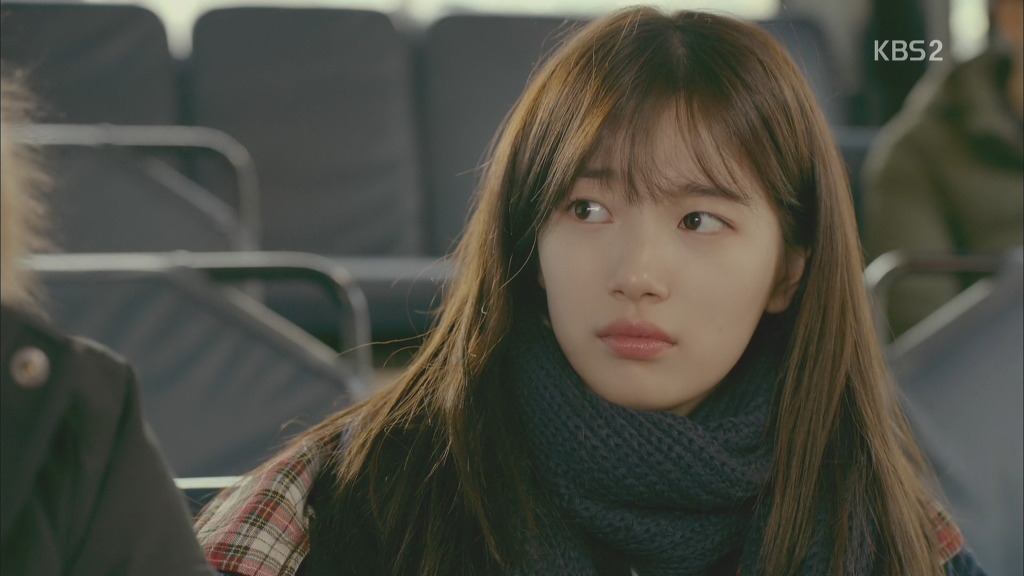 드라마에서 교복입은 수지.jpg | 인스티즈