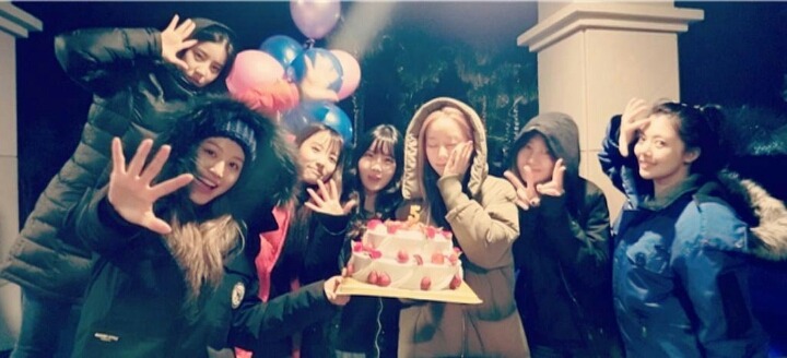 오늘 데뷔 6주년인 걸그룹.jpg | 인스티즈