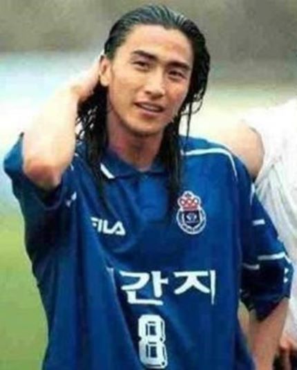 왠지 곧 런닝맨에 나올거 같은 축구인 | 인스티즈