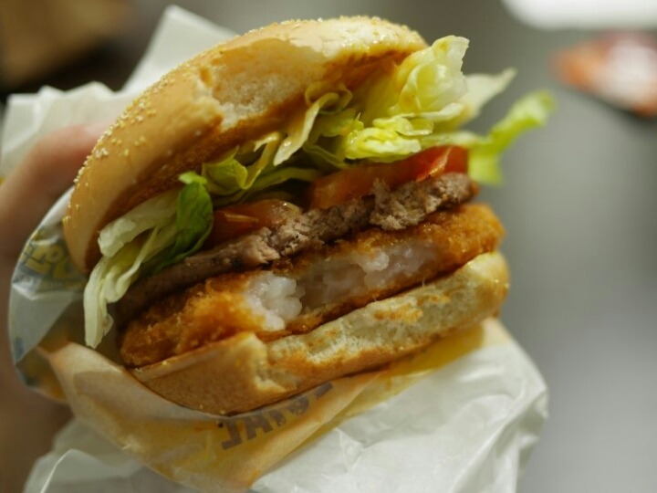 🍔호불호 갈렸지만 다시 나오길 바라는 사람도 많은 버거🍔 | 인스티즈