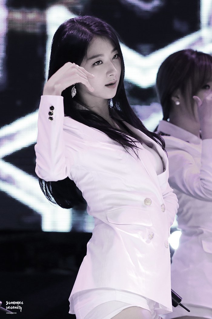 나인뮤지스 제복 스타일링.jpg | 인스티즈
