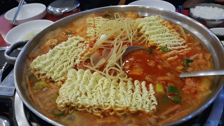내가 먹고싶어서 올리는 부대찌개 .jpgif (움짤주의) | 인스티즈