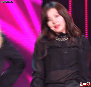 아드공 옆집소녀 Deep Blue Eyes(prod.by 진영) 무대 슬기.gif | 인스티즈