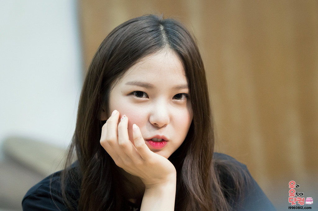 요즘 관심가는 여자아이돌.jpg | 인스티즈
