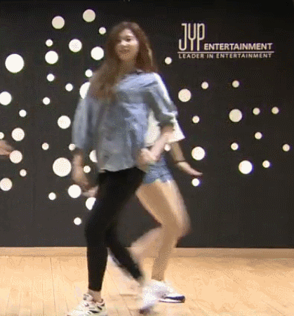 트와이스 사나 쯔위 피지컬 차이.gif | 인스티즈