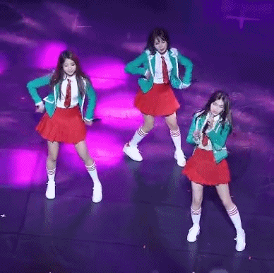 발이 작아 슬픈 소녀 (아이오아이) | 인스티즈