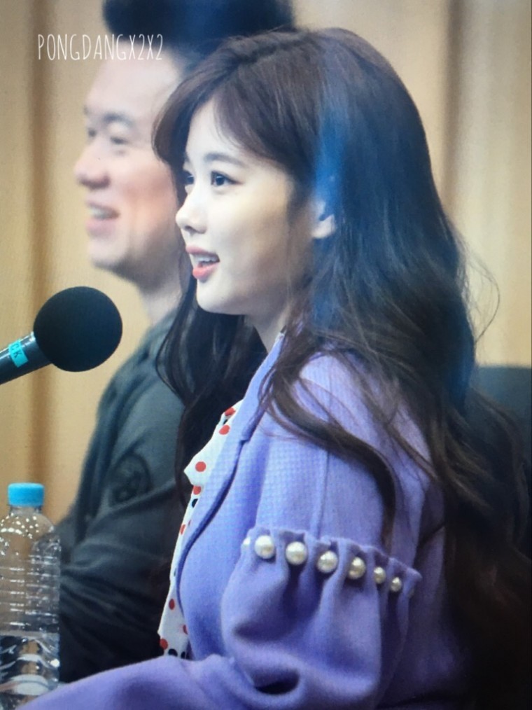 전날 사랑니 빼서 얼굴 부은 김유정 .JPG | 인스티즈