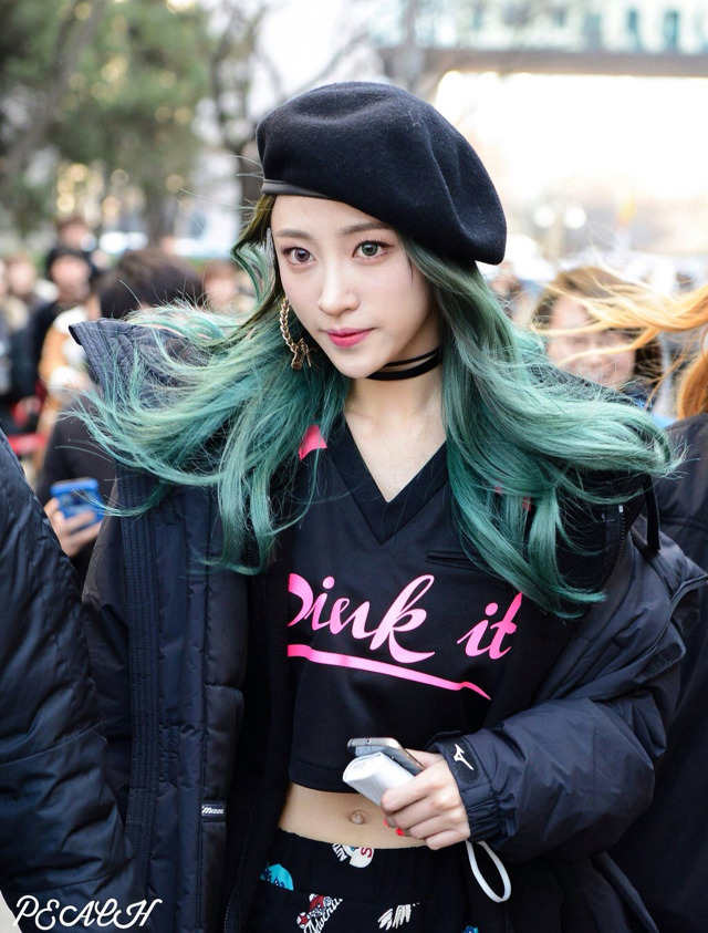 레전드 찍은 베레모 하니.jpg | 인스티즈