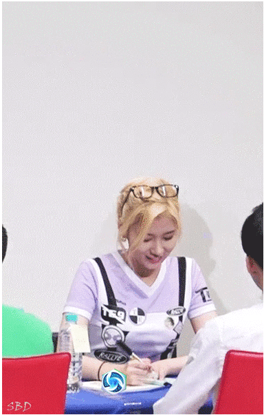 사나가 놀란이유!!?? | 인스티즈