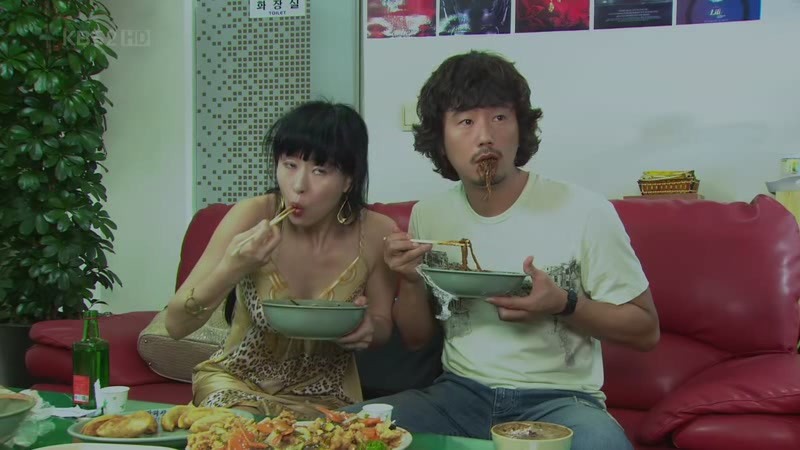 [얼렁뚱땅흥신소] 유독 중국음식 먹방이 많이 나오는 드라마 | 인스티즈