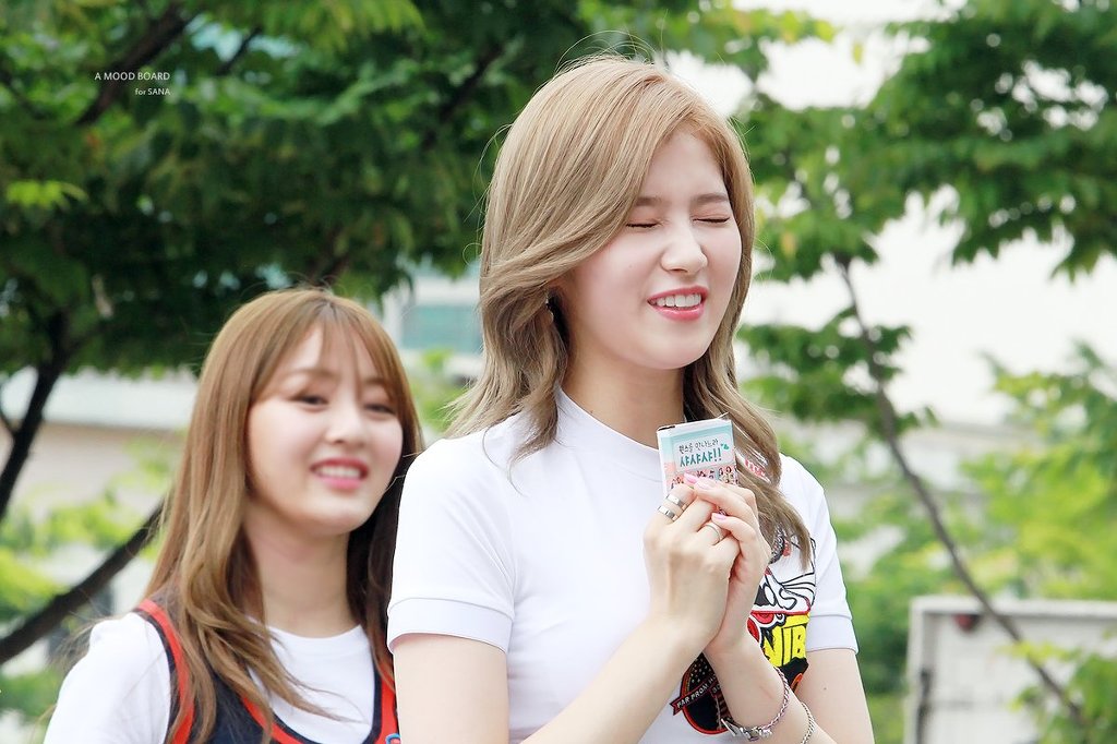 살찔 기미가 보이는 사나.jpg | 인스티즈