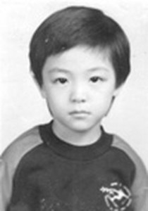 [곽건화] 어릴때부터 이목구바 뚜렷한거 주장한 얼굴 + 해외에서도 잘 알려진 그의 속눈썹 길이 | 인스티즈