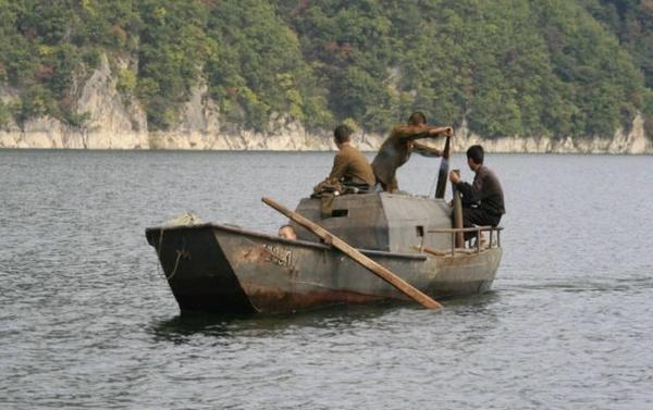 군사력 대결 미국vs북한.JPG | 인스티즈
