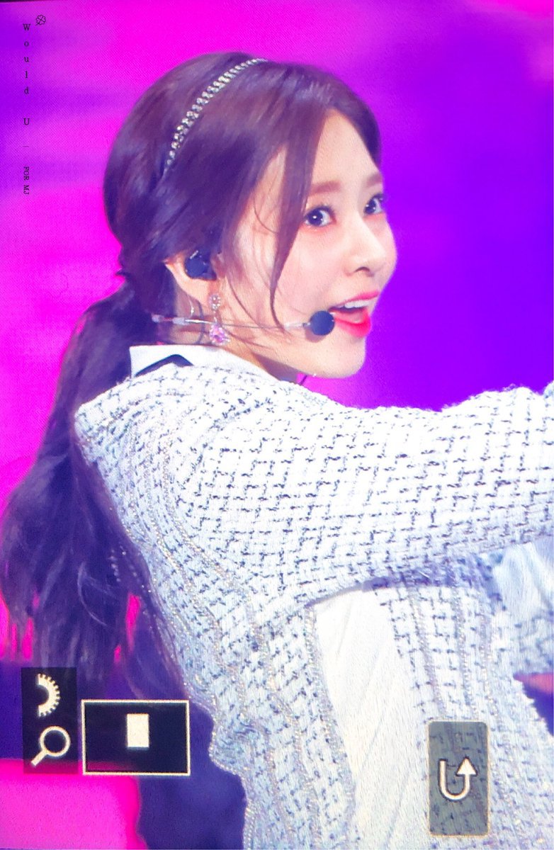프리뷰로 보는 오늘자 아이즈원 김민주.jpg | 인스티즈