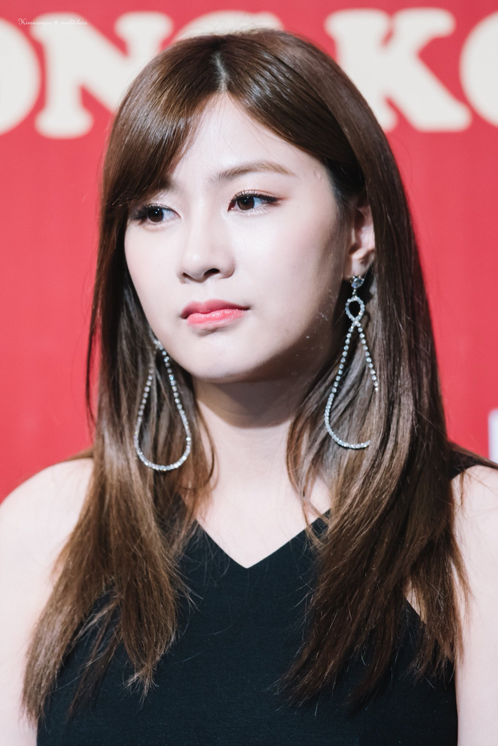[에이핑크] 아몬드 초콜릿이 먹고싶어서 하영이 | 인스티즈