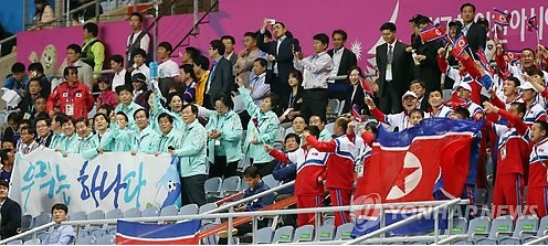 여당 국회의원들 북한 단체응원.jpg | 인스티즈