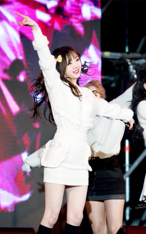 [러블리즈] 3일동안 쉬었다가 다시 일을 해야하니 뭔가 힘든 기분이라서 케이 | 인스티즈