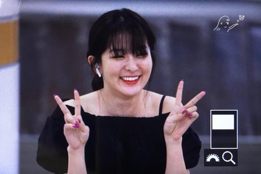 3주만에 다시 한국으로 돌아온 레드벨벳 | 인스티즈