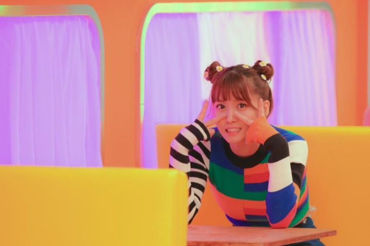 트와이스 하트셰이커 뮤비촬영장 사진 난사하는 네이버 스타캐스트 | 인스티즈