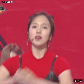 171110 뮤직뱅크 머리를 단정히 한 트와이스 미나.gif | 인스티즈