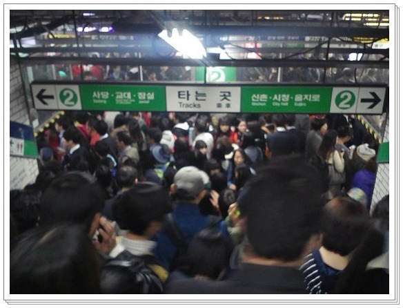 [꿀팁] 지하철에서 구겨지지 않는 방법 (아무말주의) | 인스티즈