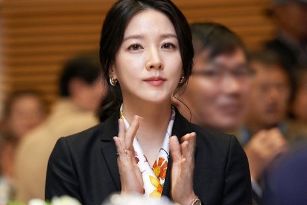 무례한 질문에 이영애 반응..ㄷㄷ..jpg | 인스티즈