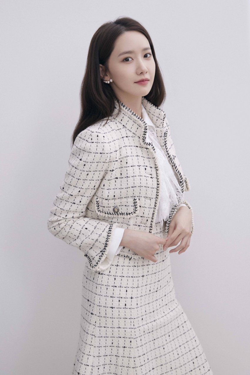 99438C4D5F3E9023298100