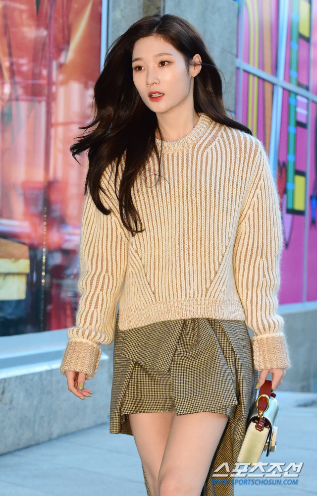 오늘자 노량진 철벽녀 | 인스티즈