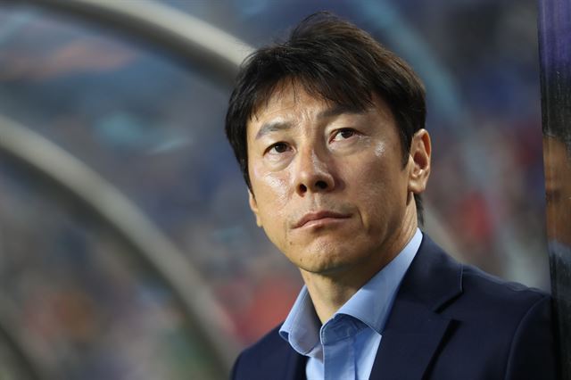 오피셜)신태용 감독 대표팀 감독 해임 결정 | 인스티즈
