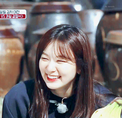 슬기 웃는거 진짜 잘 따라할 수 있다는 아이린.gif | 인스티즈