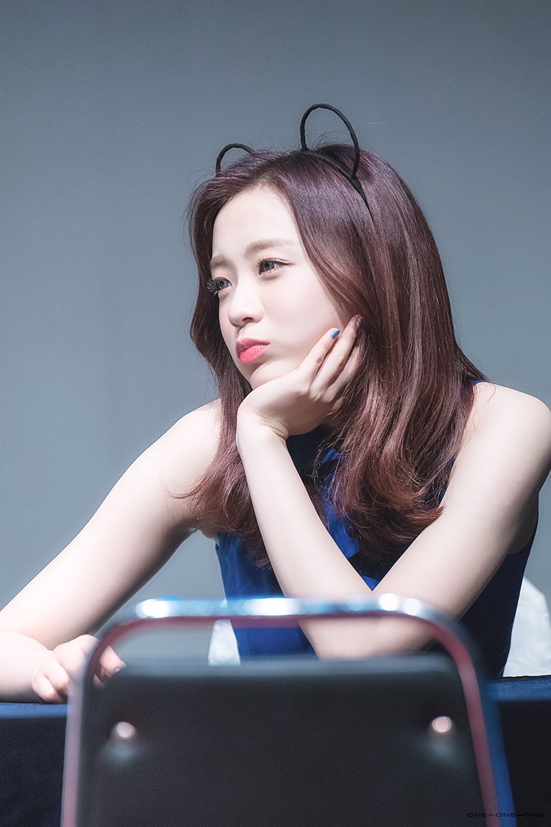 에이프릴의 막냉이 진솔이.jpg | 인스티즈
